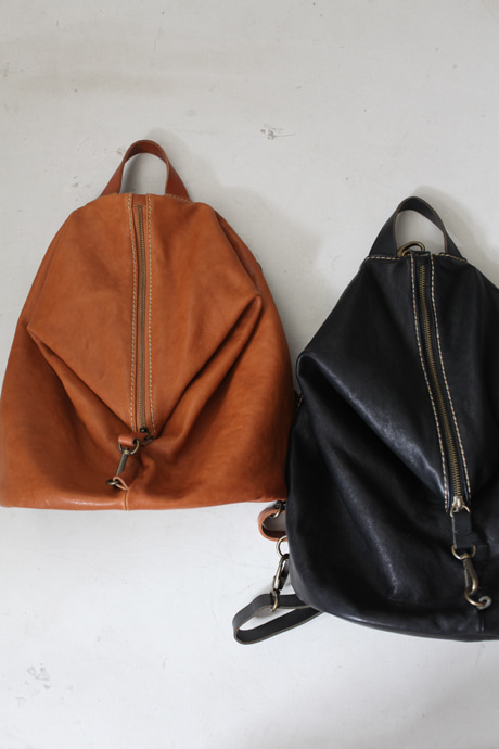 Leather bag 3.