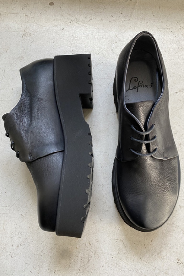 Lofina shoes (black)